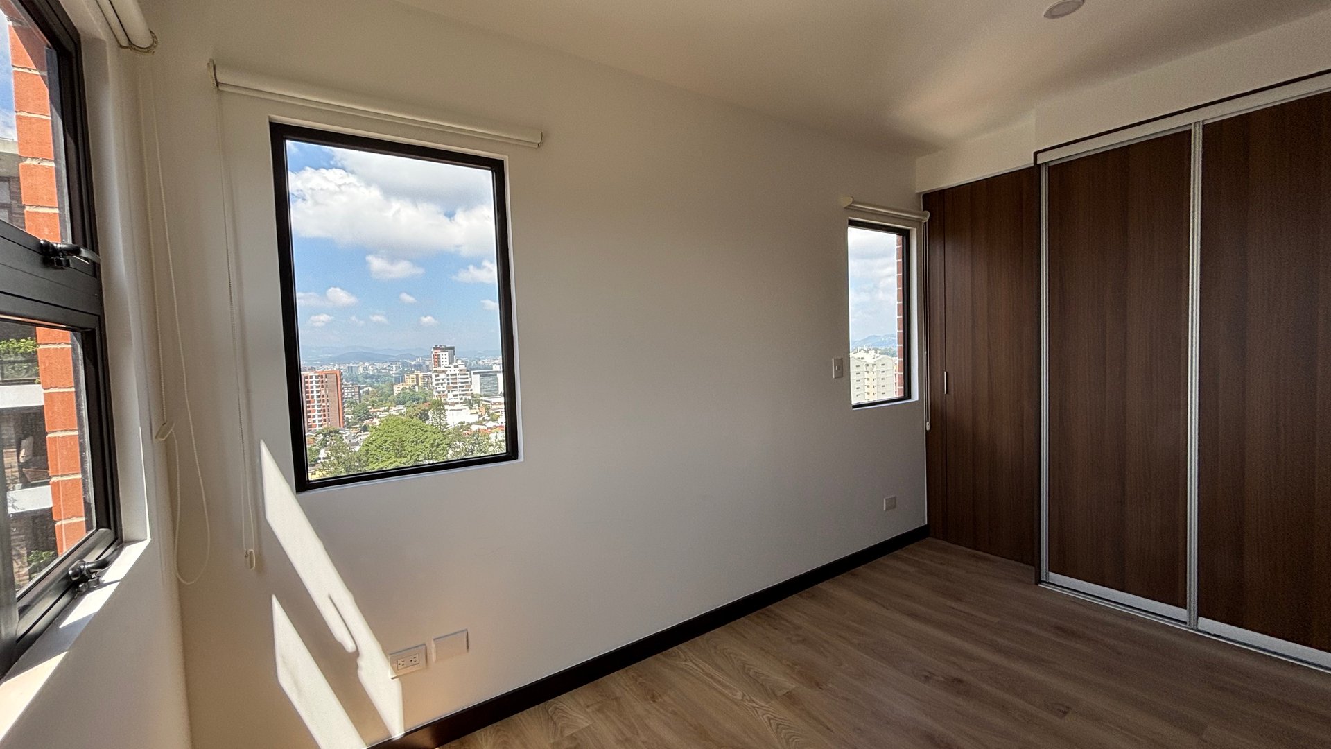 APARTAMENTO PARA ESTRENAR  45Mts2 EDIF. Arles ZONA 15 - Miniatura 8