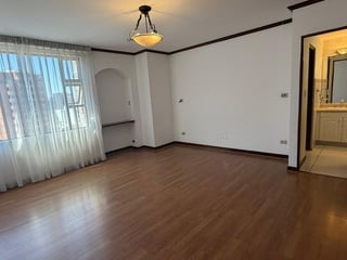 APARTAMENTO EN VENTA EN ZONA 10 SECTOR LA ESTACION - 3