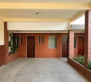 📍 CASA EN VENTA – 5 HAB  | PINARES DE SAN CRISTÓBAL | Z. 8 DE MIXCO