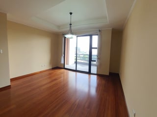 Apartamento en Alquiler en la zona 10 Guatemala - 5