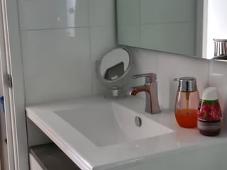 Apartamento en Venta Amueblado en Edificio en Zona 10 - 4