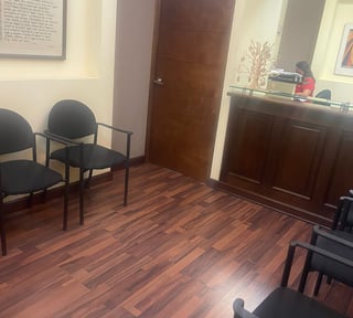 Oficina en venta, Zona Pradera zona 10.