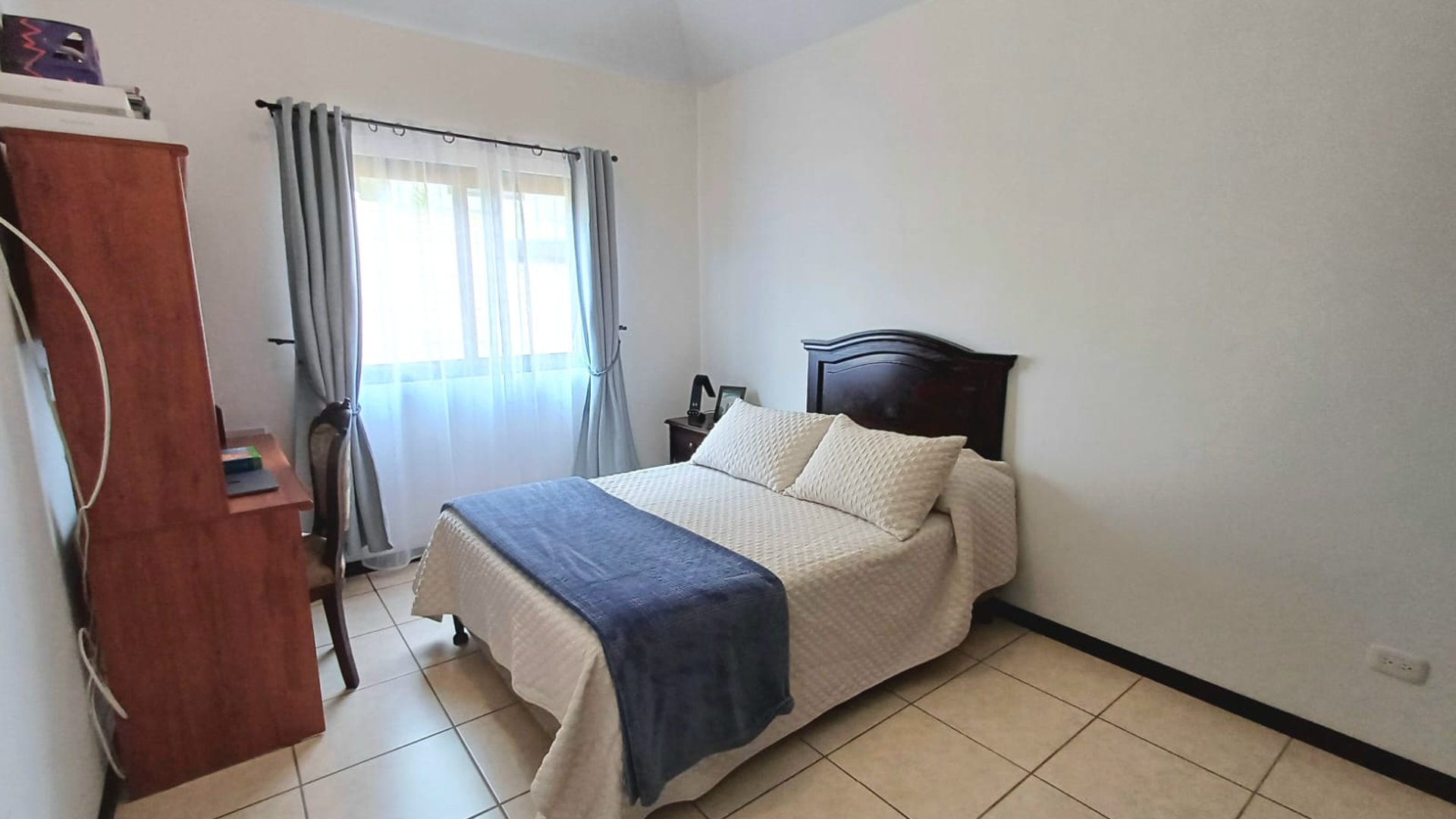 VENTA Casa Zona 16 Condominio Vistas de San Isidro III - Miniatura 7