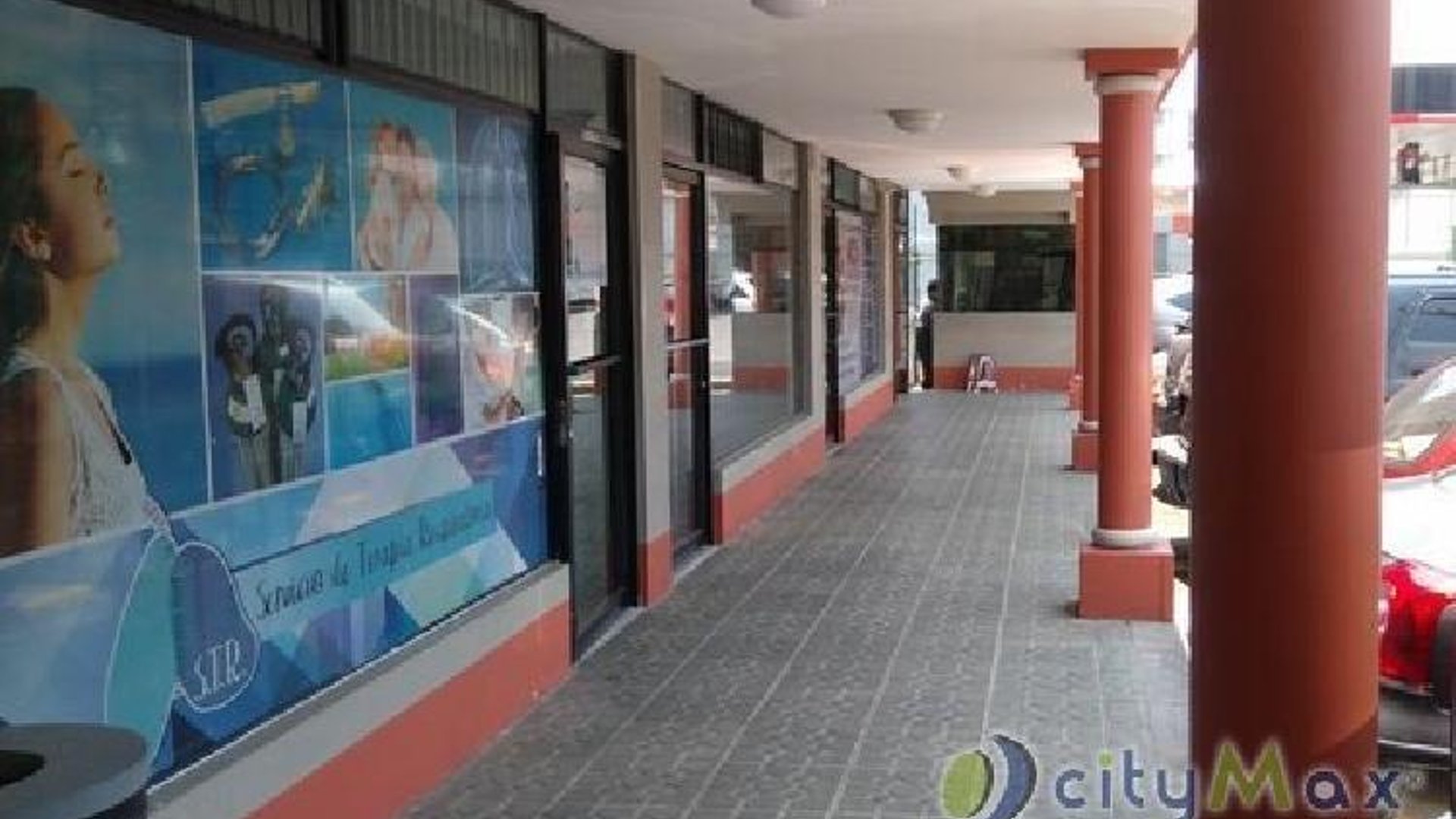Local Comercial en el limite de Zona 10 y Zona 15