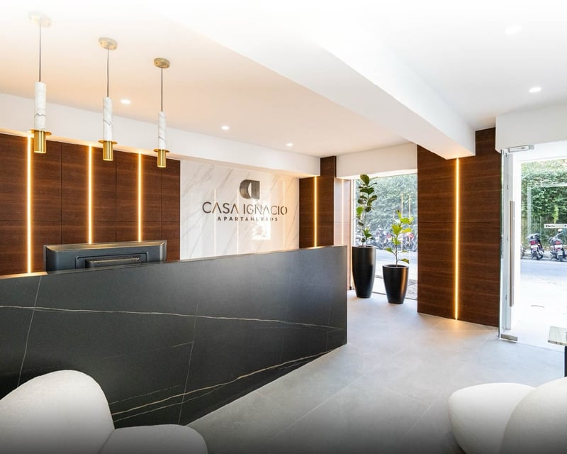 Apartamento con Jardín en Renta en Zona 10