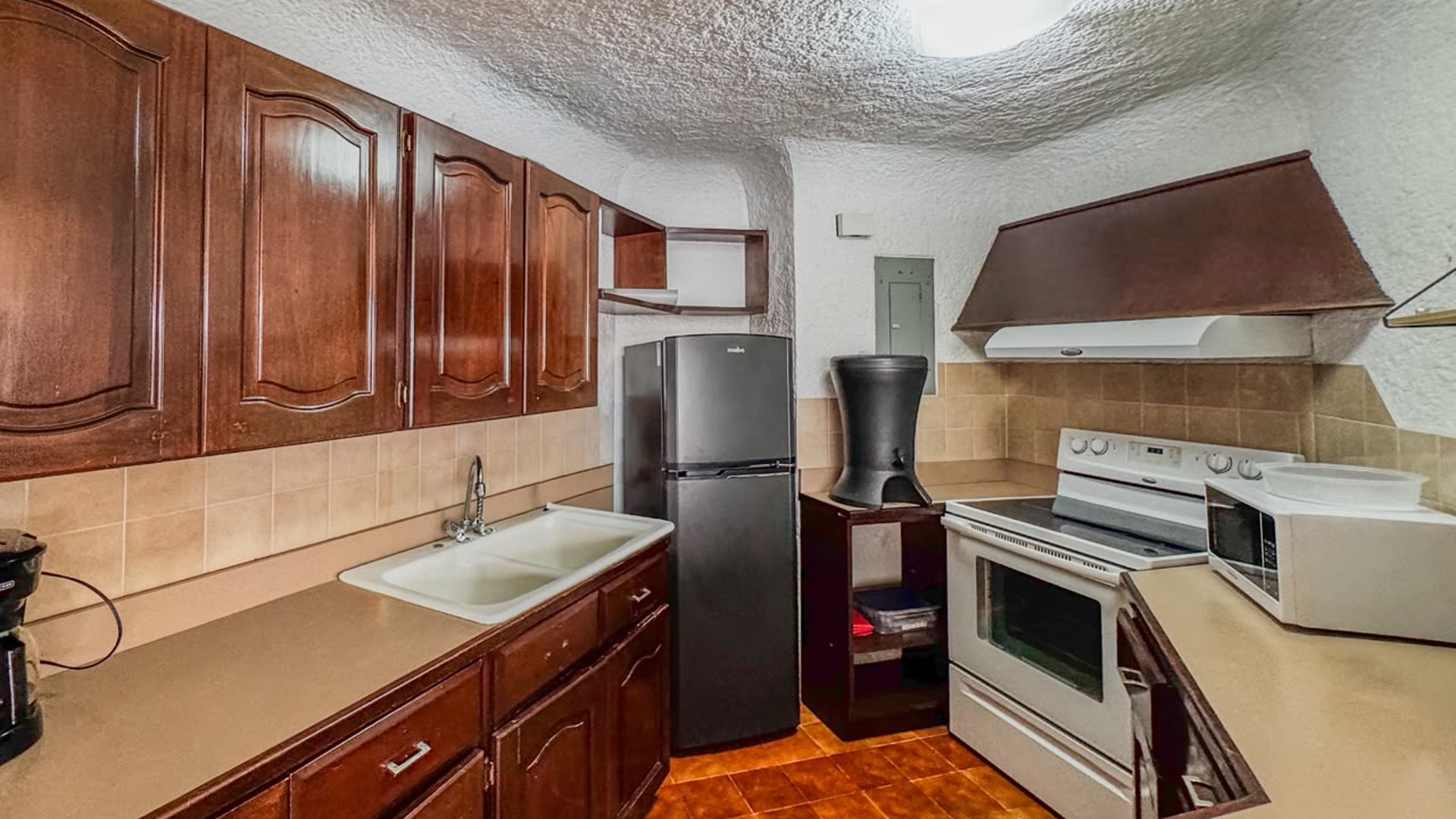 VENTA DE CÉNTRICO APARTAMENTO - EL FERROL, ZONA 15 - Image 1