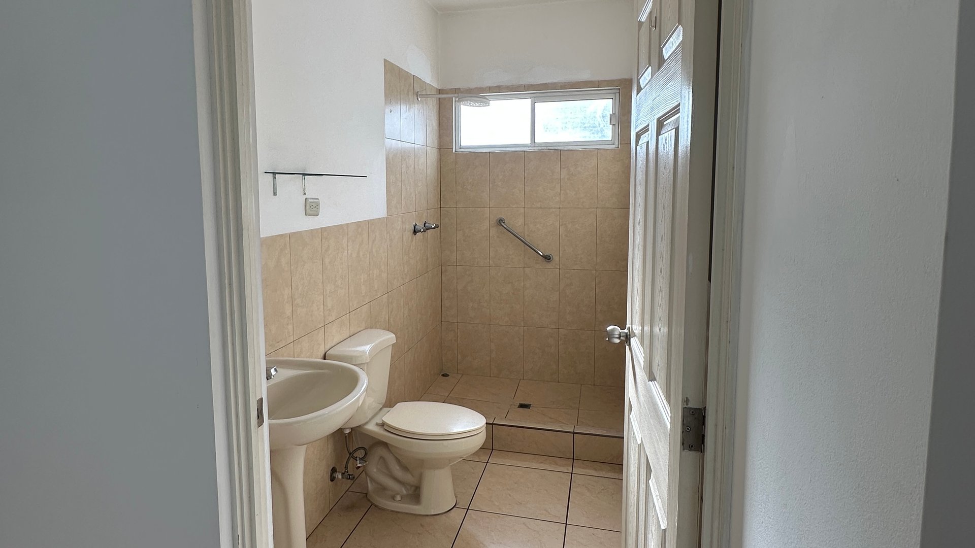 APARTAMENTO EN RENTA | VILLA LINDA 1 |  PERIFERICO ZONA 7 DE GUATEMALA - Miniatura 9