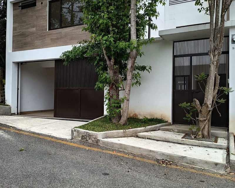 Casas en VENTA en Arrazola 1