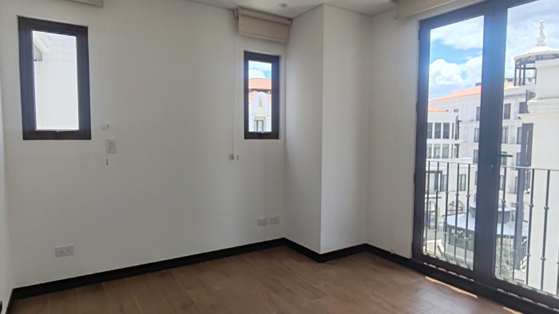 Apartamento en renta en Lirios de Cayala zona 16 - Miniatura 5