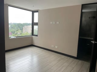 Apartamento en Alquiler Edificio LIV Zona 15, Vista Hermosa 1 - Image 18
