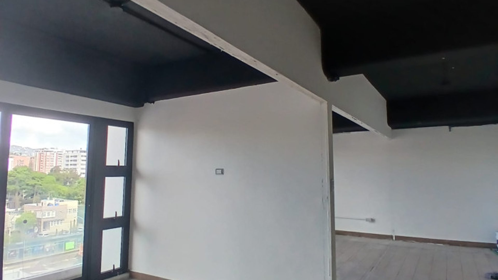 Oficina Comercial en Renta en zona 9 - Miniatura 10