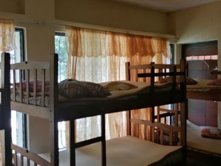 Venta  Chalet terreno grande Amatitlan 10000 vrs - Image 8