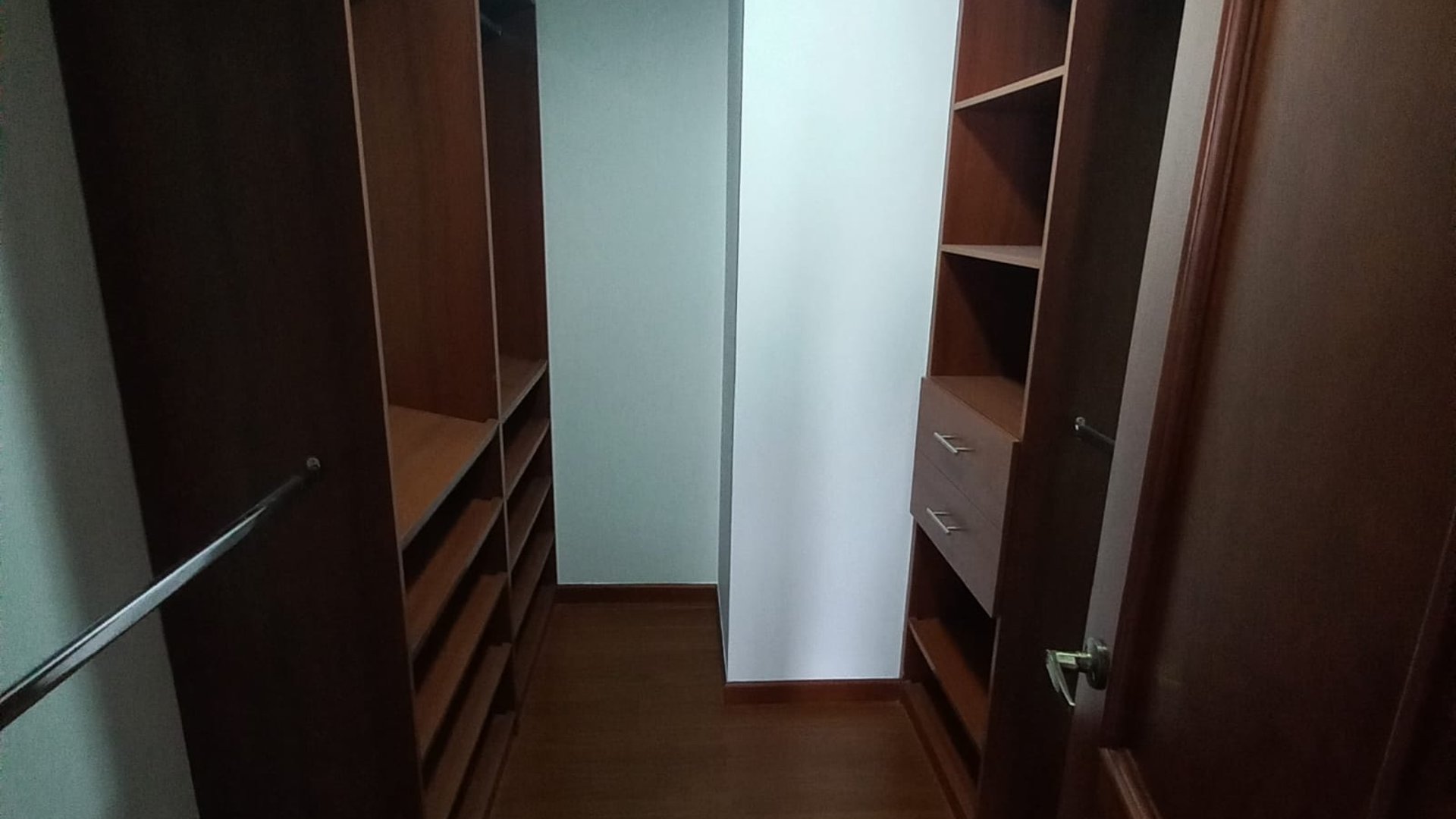 Apartamento en renta en Edificio Boticcelli, zona 15 Ref-6060 - Miniatura 22