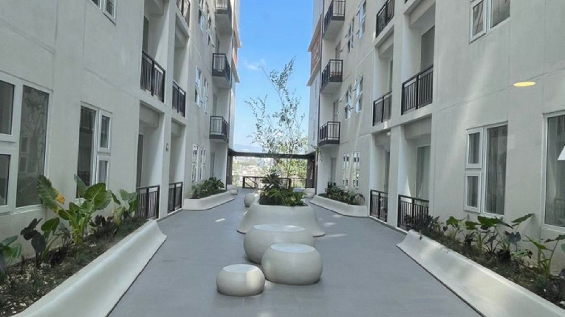 APARTAMENTO EN ALQUILER EN VERTICAL - Image 1