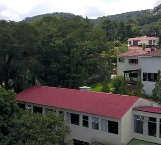 *Venta de propiedad con 5 Apartamentos Km 21 Carr. Interamericana*