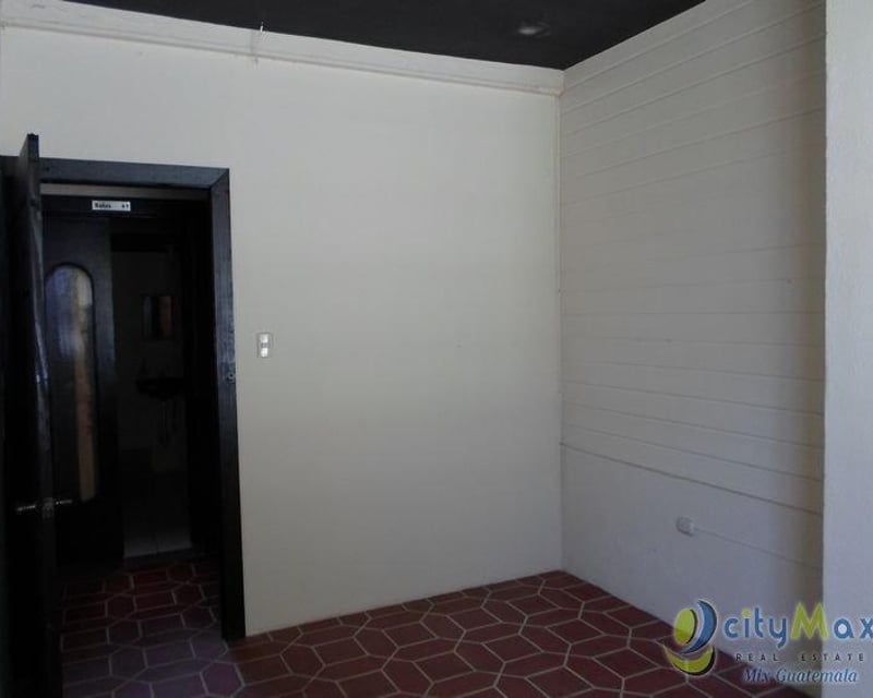 Espacio de 11mts² en Centro de Negocios en Zona 1
