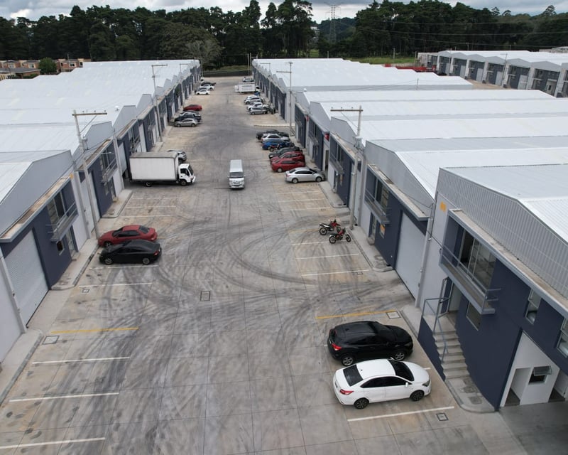 Ofibodega en Renta en Industrial Campestre, 560mt2 ref-6088