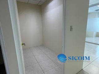 Office for Rent in Zona Pradera, Guatemala City - Image 8