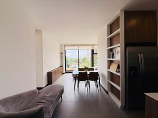 VENTA DE CÉNTRICO APARTAMENTO - ARLES, ZONA 15 - 2
