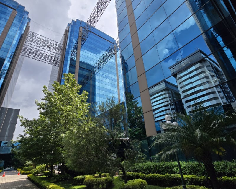 En renta oficina comercial en zona 14 Guatemala