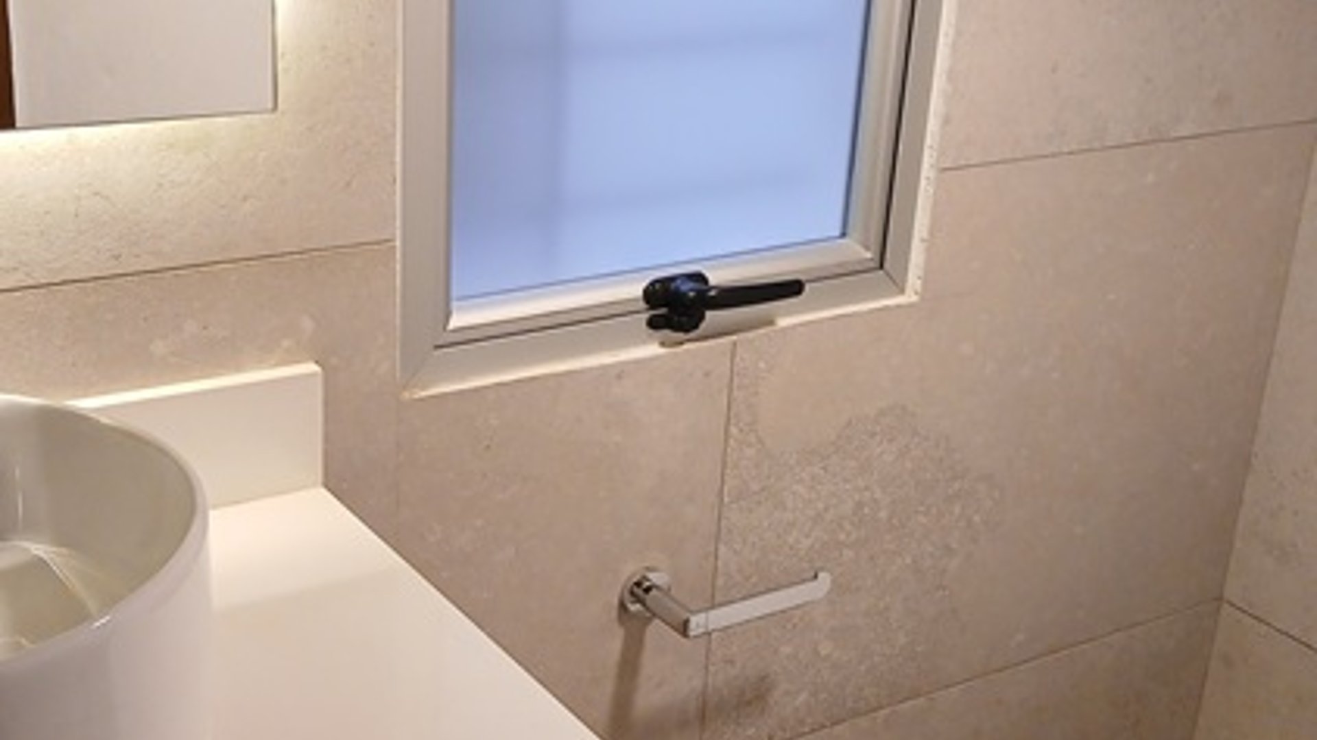 VENDO ZONA 3 CASA GRANDE EN COLONIA BRAN - Miniatura 30
