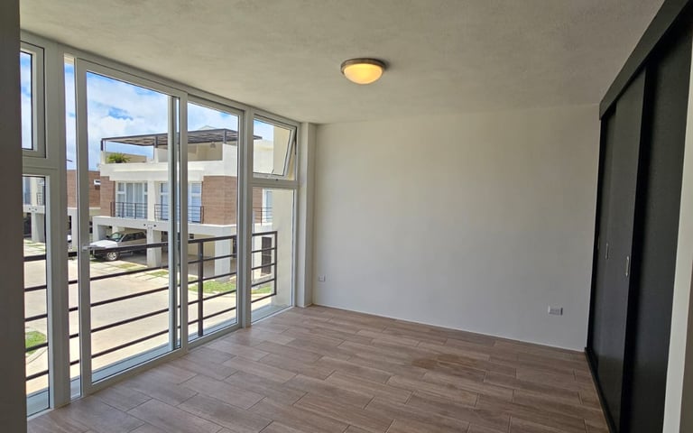 VENTA Casa Nueva dentro de Pinabetes Condominio Eucaliptos - Miniatura 7