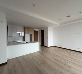 Alquiler apartamento 3 Dormitorios nuevo | Ferré Diez Zona 10 (B)