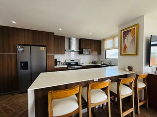 VENTA DE HERMOSO APARTAMENTO - IKARIA, VH1 ZONA 15 - 3