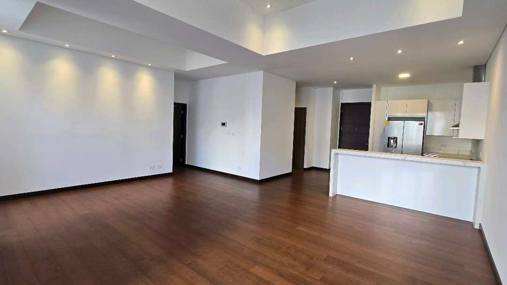 APARTAMENTO EN VENTA ZONA 16, NOGALES CAYALA 1