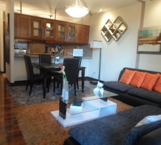 VENDO O RENTO Elegante Apartamento en zona 14