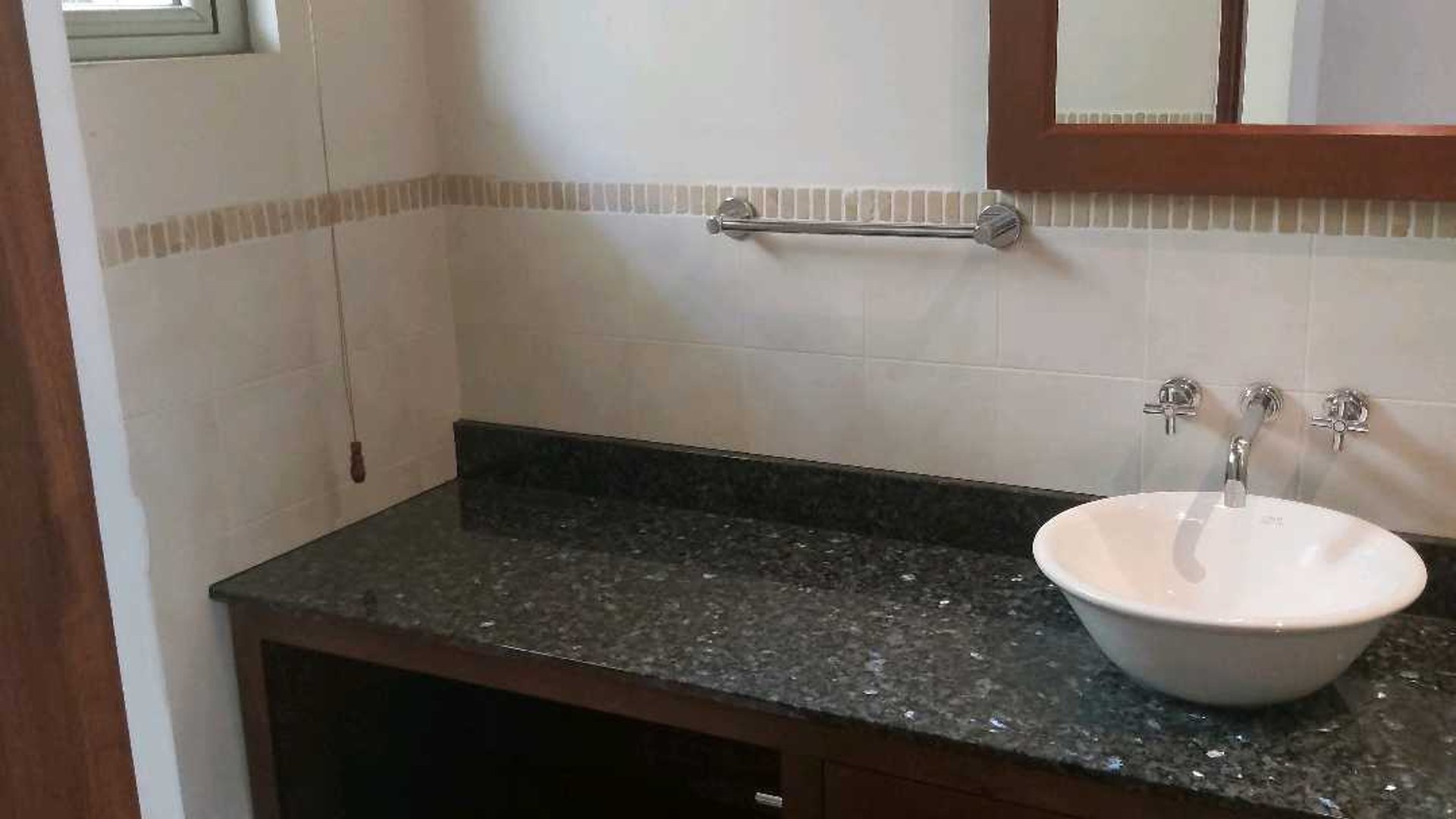 ELEGANTE CASA EN VENTA CASA Y CAMPO - Miniatura 4