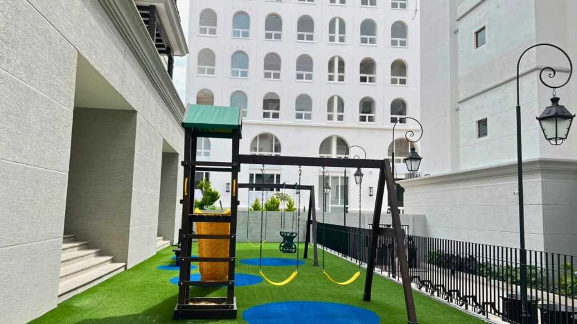 PENTHOUSE EN RENTA – NOGALES, CAYALÁ, ZONA 16