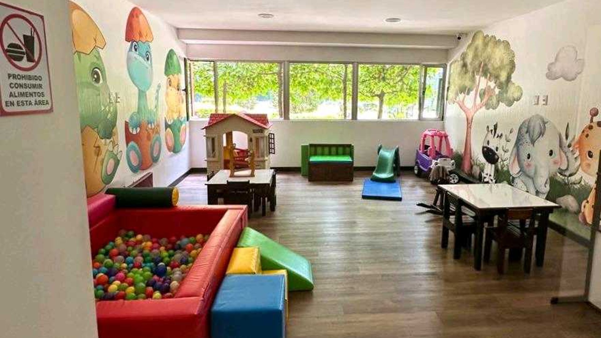 APARTAMENTO EN ALQUILER ????Edificio Attica II, Zona 14 - Miniatura 11