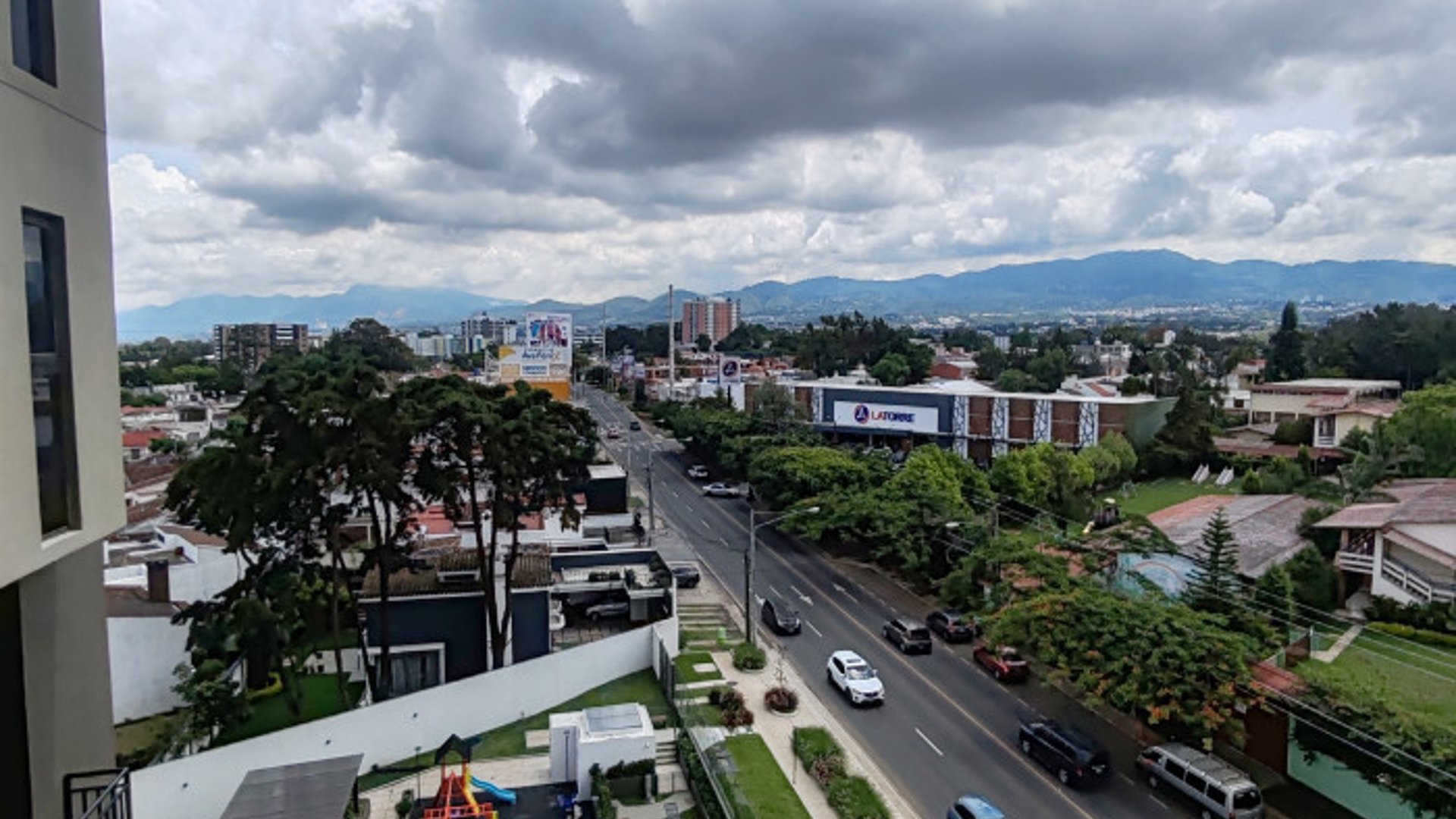 Apartamento de 3 Habitaciones en venta Altaire z.11 - Miniatura 5