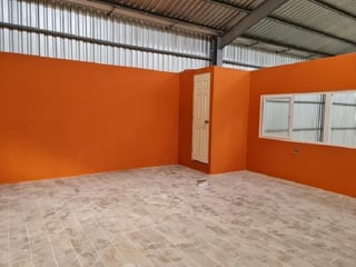 Ofibodega en Alquiler en condominio con garita Z6 - 2