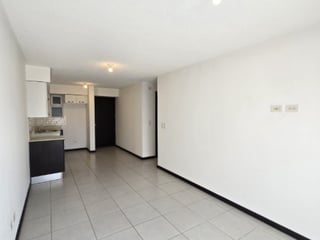 Apartamento en Renta Zona 11 Vistas de Las Charcas - 2