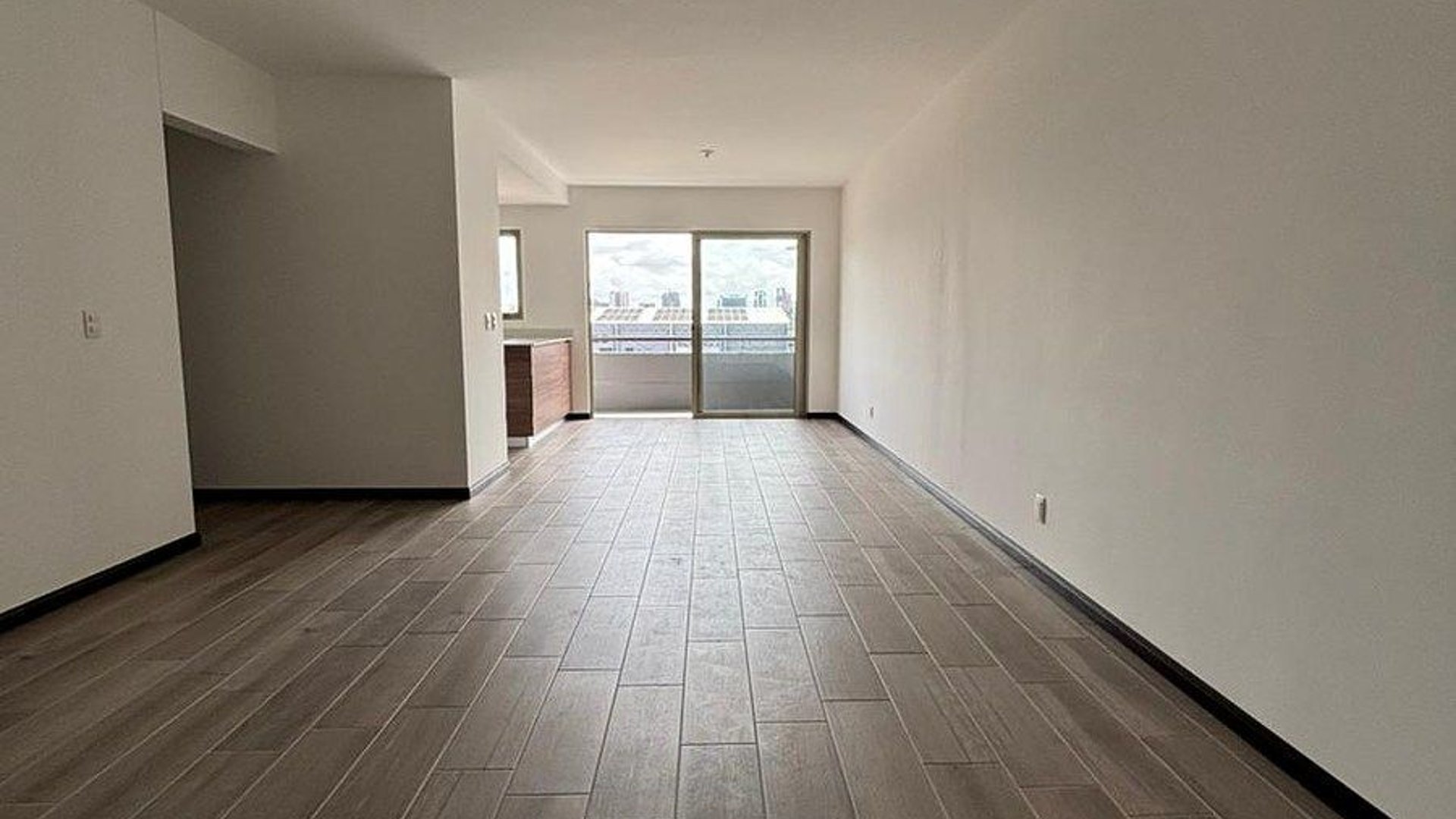 Apartamento en Renta – Segheria, Zona 14 - Miniatura 3