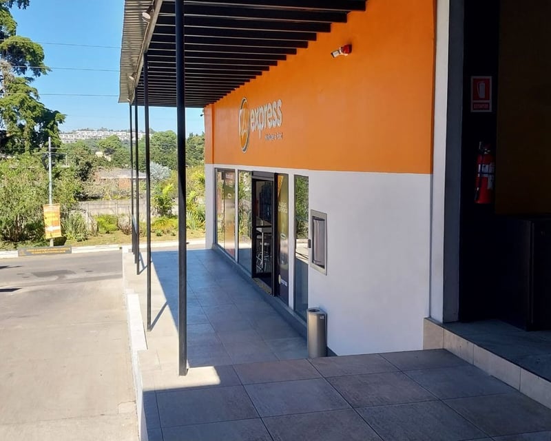 Locales  en ALQUILER en CAES KM 16-18