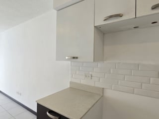 Apartamento en Renta Zona 11 Vistas de Las Charcas - 5