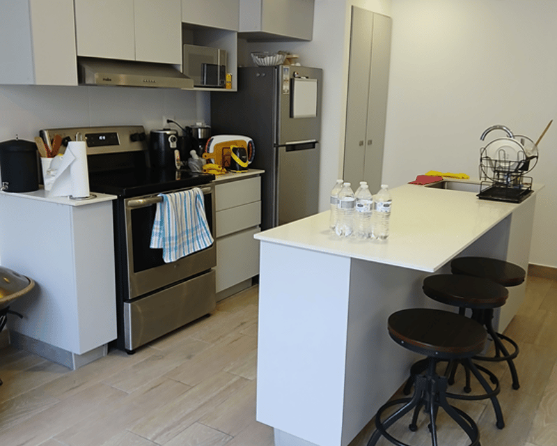 VENDO ZONA 2 APARTAMENTO  EN AVENIDA SIMEON CAÑAS