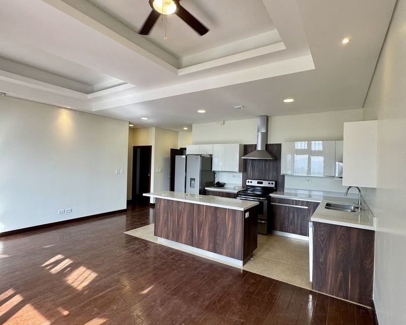 Apartamento en renta zona 16 / Ramblas de Cayalá, zona 16