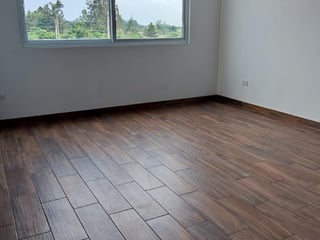 📍 CASA EN RENTA – 2 HAB + JARDÍN | HACIENDA REAL | ZONA 16 - 3