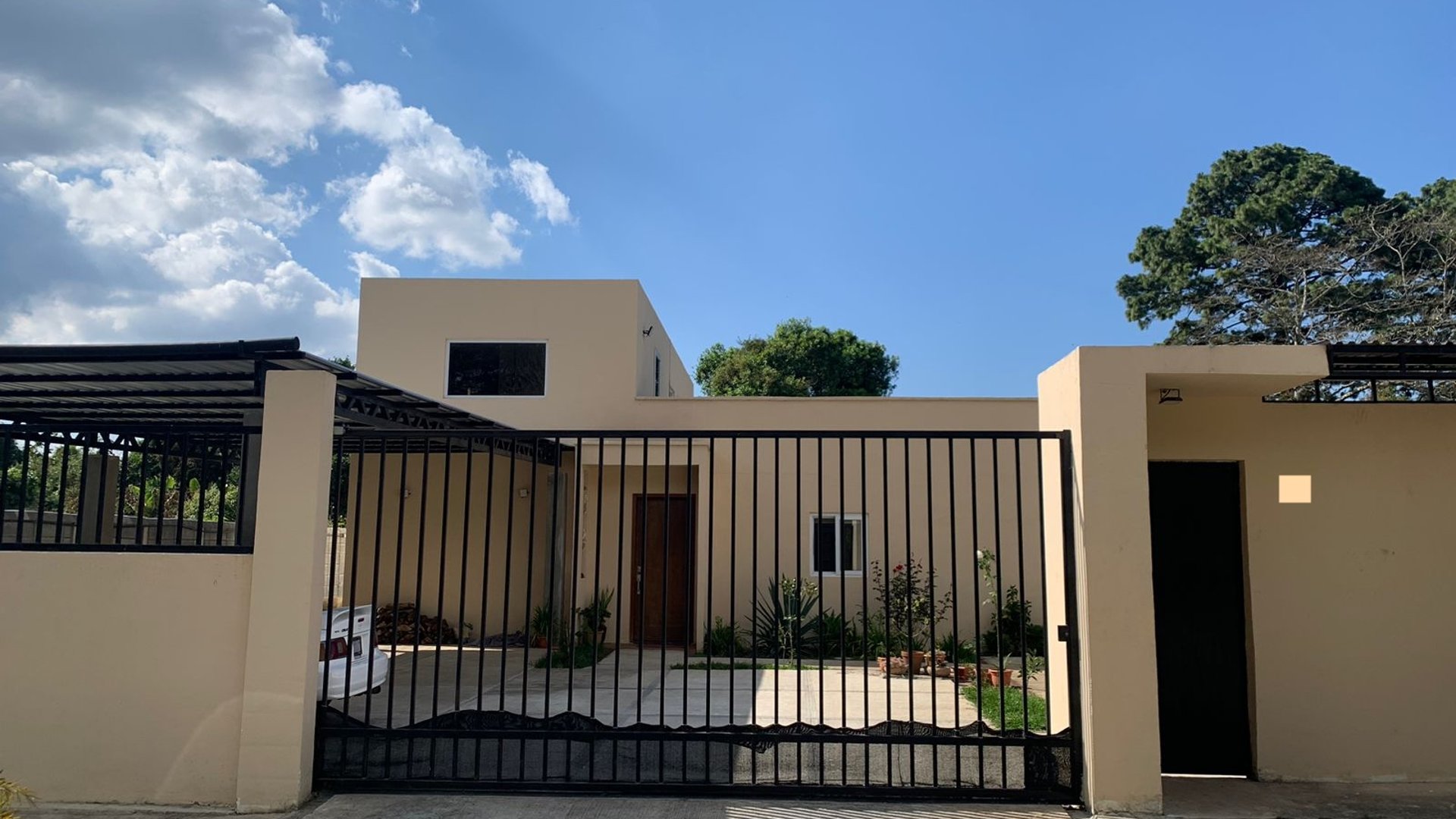 Casa en Venta Club de Golf Alta Vista, San José Pinula 