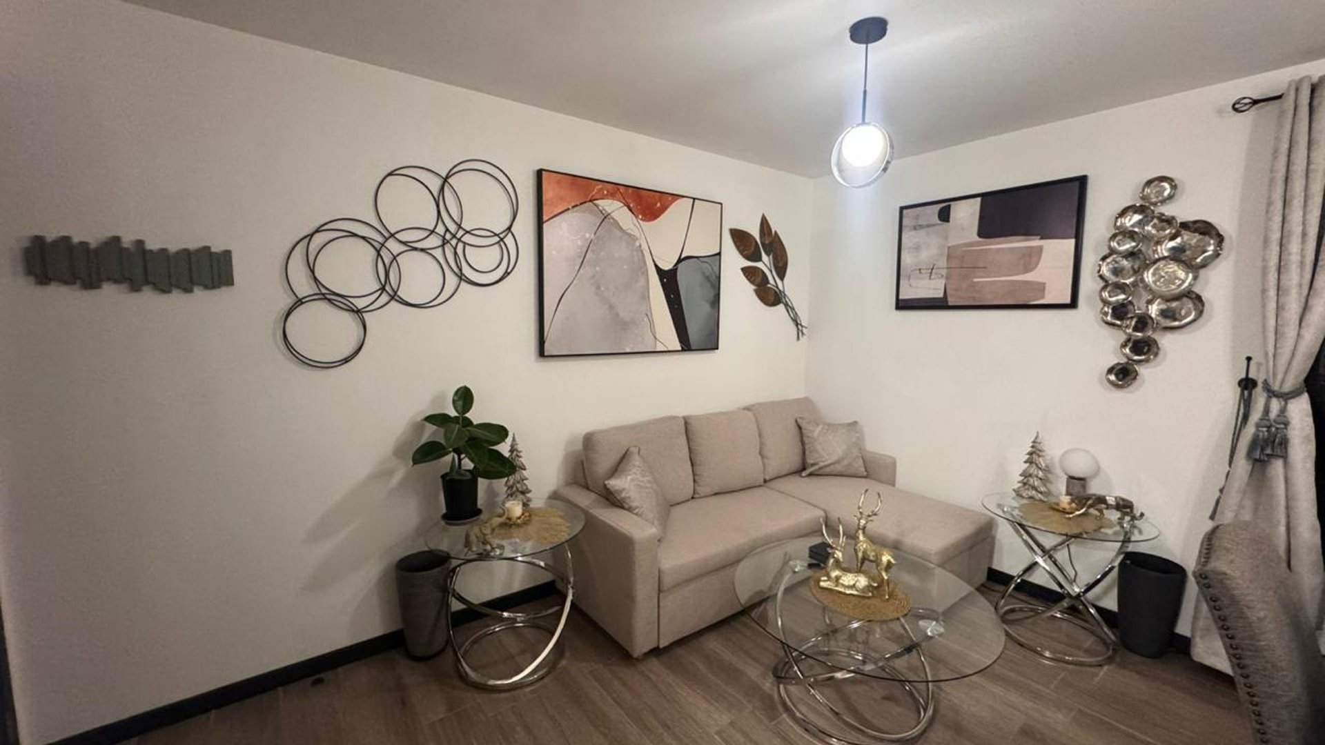 Apartamento en Alquiler Edificio Viró, zona 11 - Miniatura 2