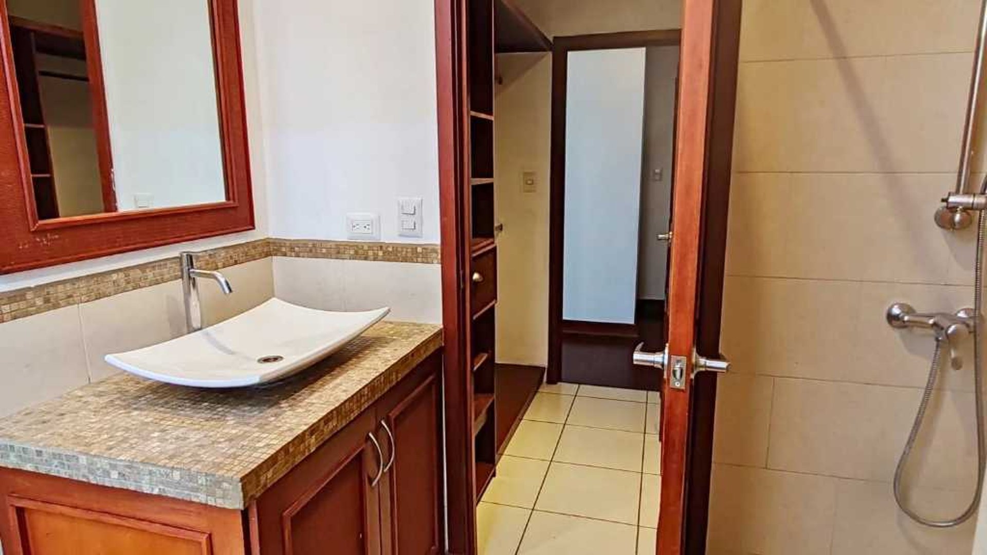 APARTAMENTO EN VENTA – BENEVENTO, ZONA 14 - Miniatura 15