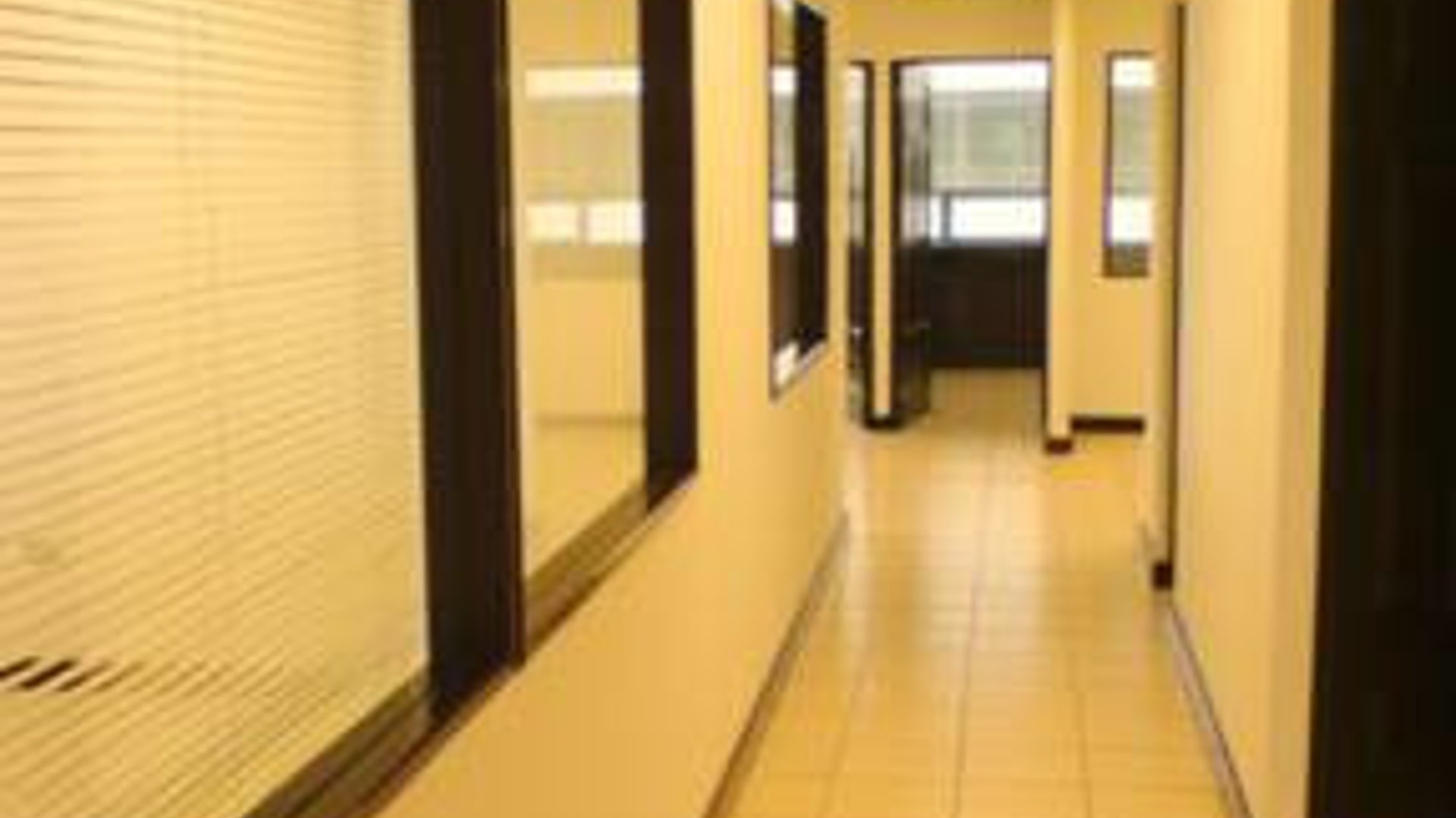 Oficina en Venta/Renta Centro Empresarial Zona 10
