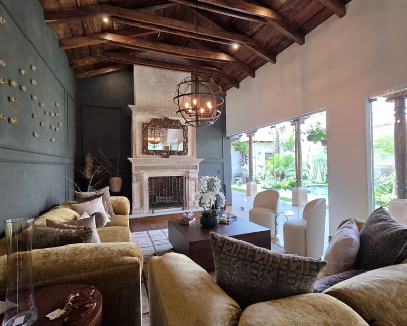 Lujosa Casa en Venta en La Antigua Guatemala