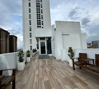 Apartamento en venta Zona 4 Edificio Vivo