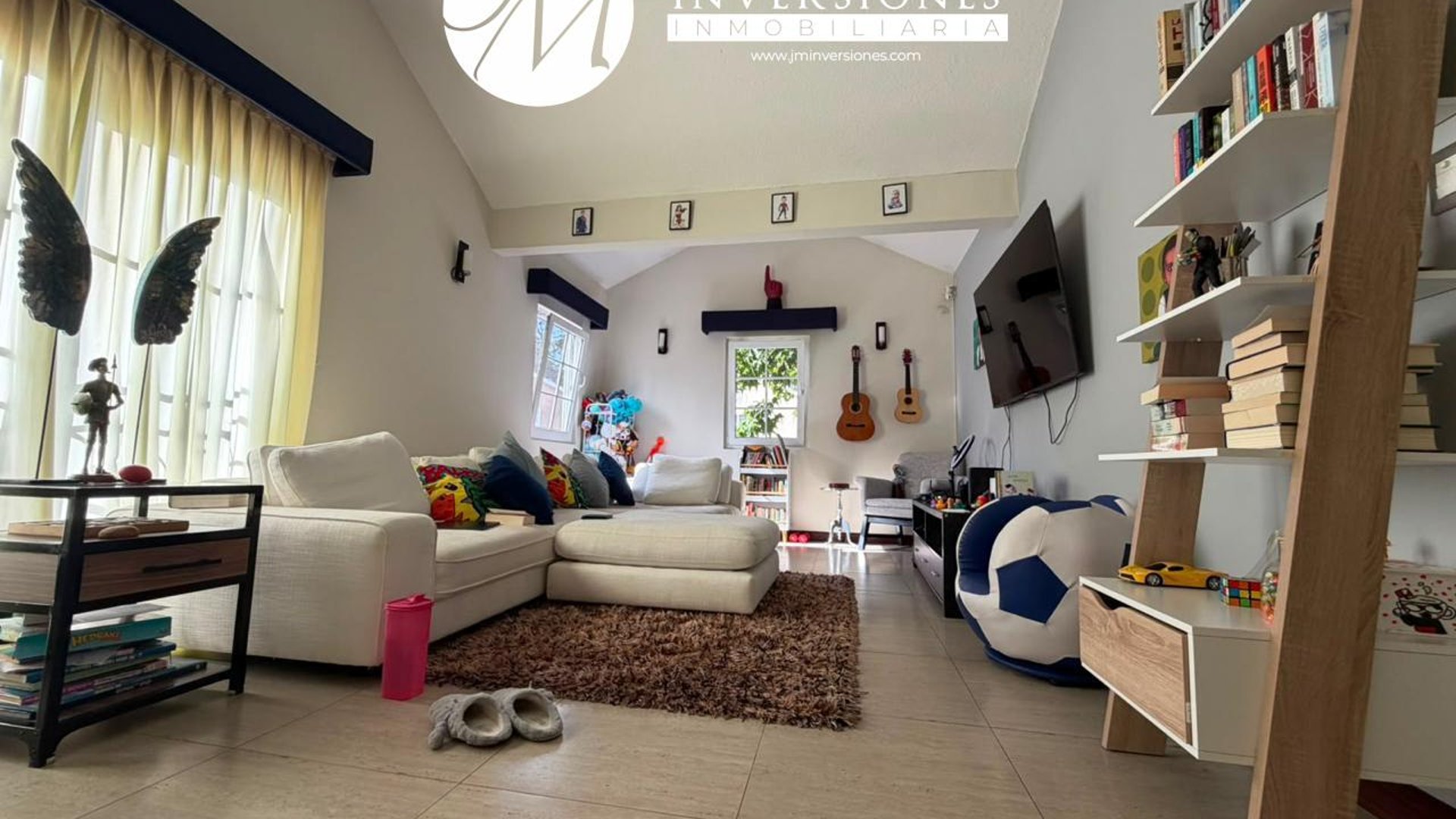 Casa en Venta de 3 Dormitorios en Carretera a el Salvador
