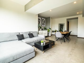  Vendo Lindo Apartamento en zona 10  en Edificio Mira.  - 3